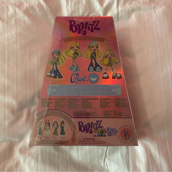NIB NRFB bratz 20th anniversary cloe 2021 reproduction doll - Picture 5 of 7